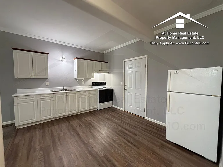 808 Center St #5 — Photo 7
