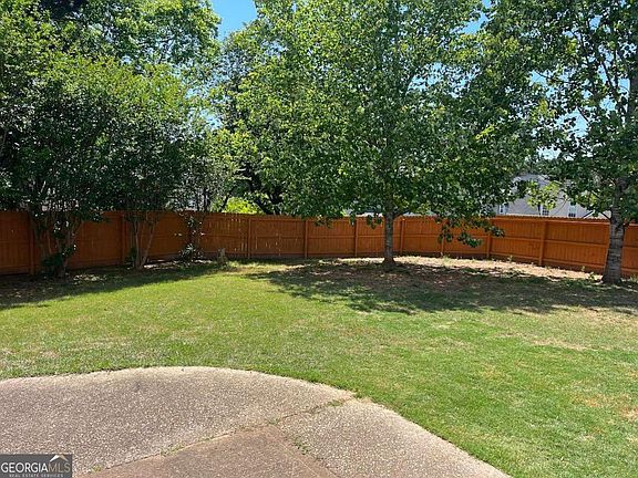 3rd image of 3109 Fieldstone Ct NW
