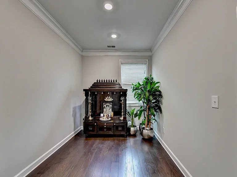 6035 Ashborough Park — Photo 10