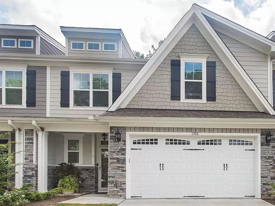 1743 Grandmaster Way