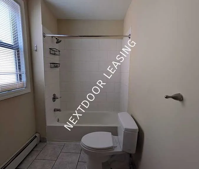 998 Broadway #4M — Photo 9