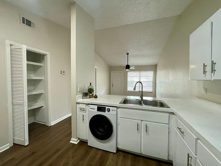 The Rhoads Apartments | 2 Bedroom Apartments in Leesburg, FL — Photo 37