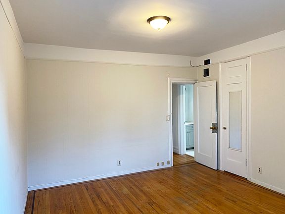 3rd image of 2 Grant St #3