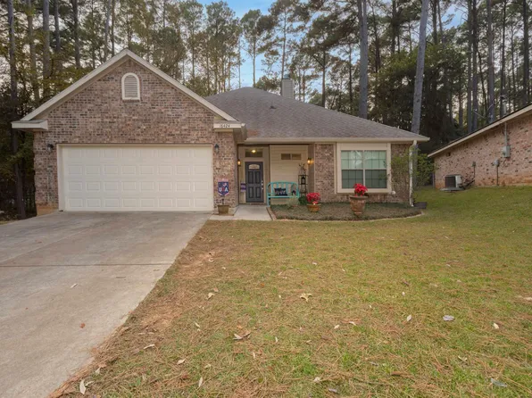 18424 Walnut Cir, Flint, TX 75762