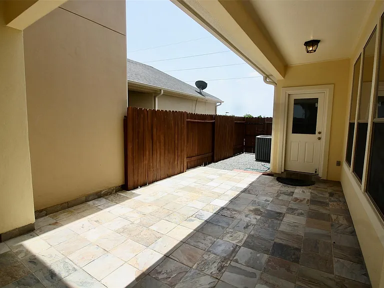 14443 Mayport Ln — Photo 35