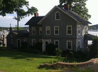 59 E Shore Rd, Halesite, NY 11743