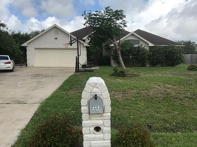 1st image of 225 Mesquite Dr