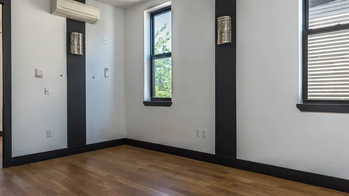 Rented by Nooklyn NYC LLC | media 16