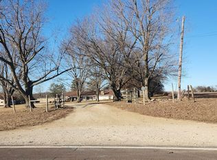 13485 SW K4 Hwy, Maple Hill, KS 66507