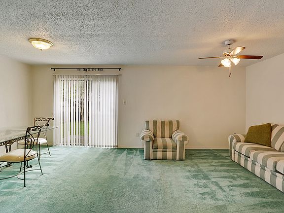 4th image of 2718 Mt Laurel Dr.