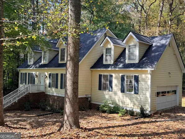 105 Northlake Dr, Carrollton, GA 30117