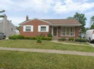 20228 Brookwood St, Dearborn Heights, MI 48127
