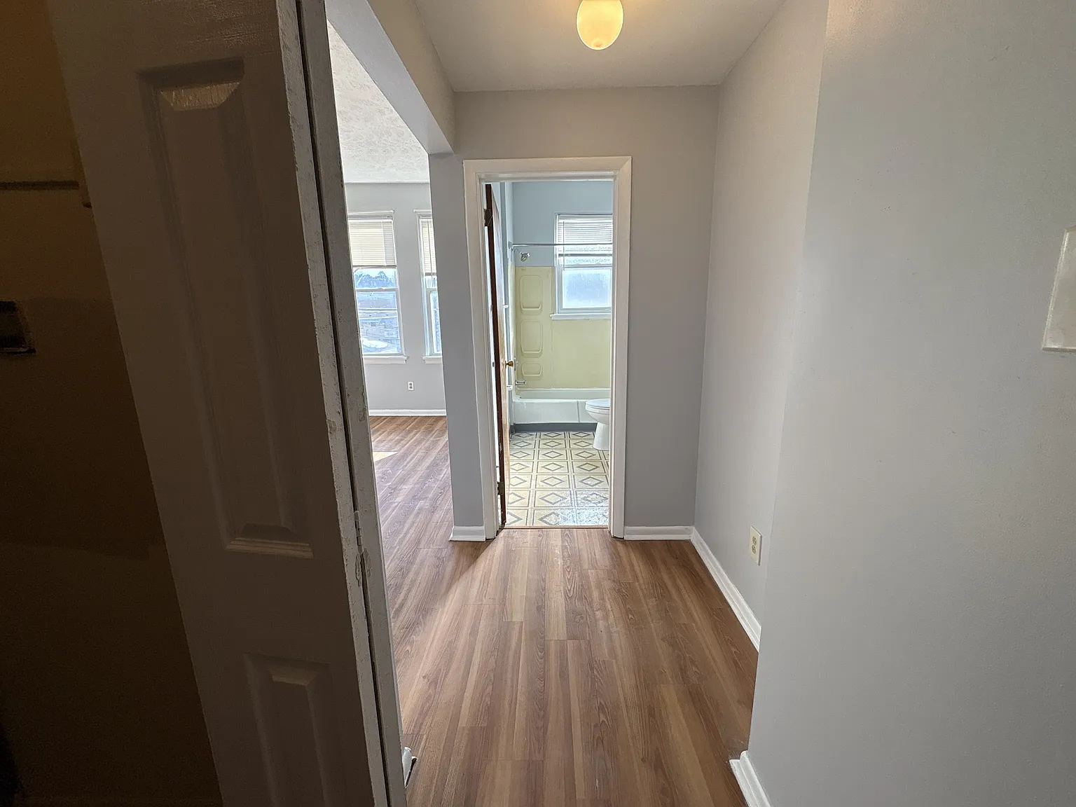 712 Russellwood Avenue - 3 - 2... — Photo 1