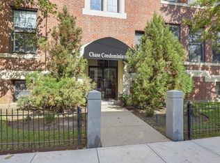 15 Ocean Ave APT 206, Winthrop, MA 02152