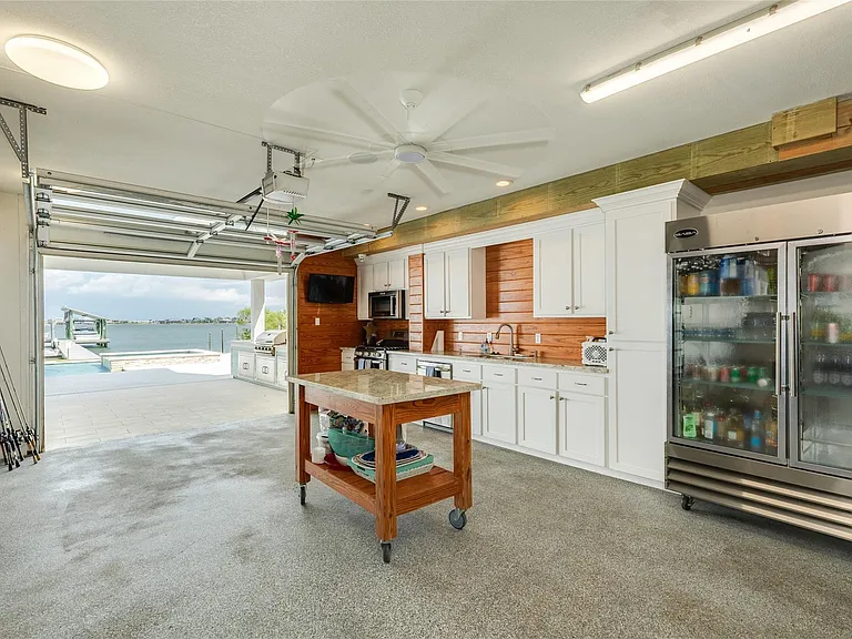 9680 Airways Ln — Photo 17
