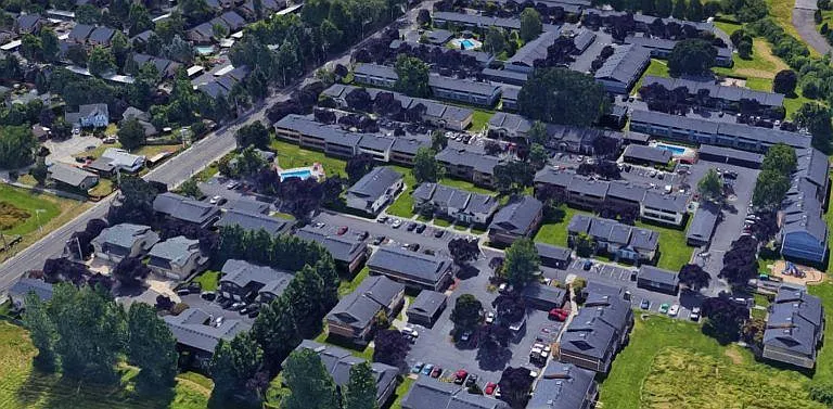 Alder Creek Apartments — Photo 16