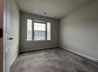 225 Stonehurst Dr, Morgantown, WV 26501