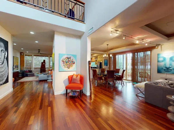 4938 Kahala Ave, Honolulu, HI 96816