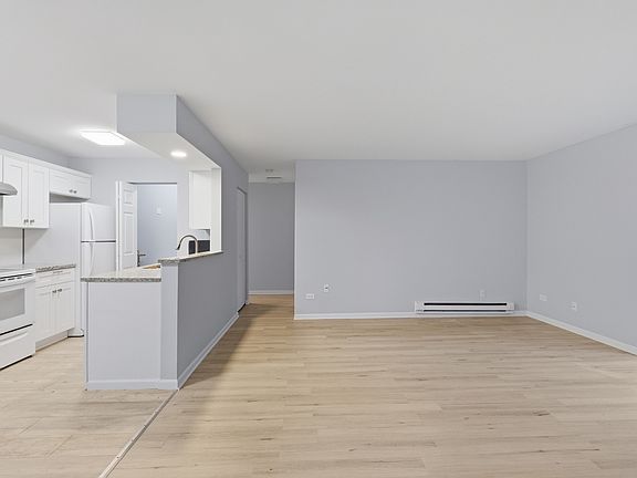 3rd image of 621 Virginia Rd APT 107