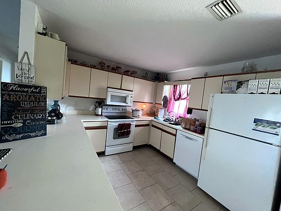 4th image of 1826 Sw
