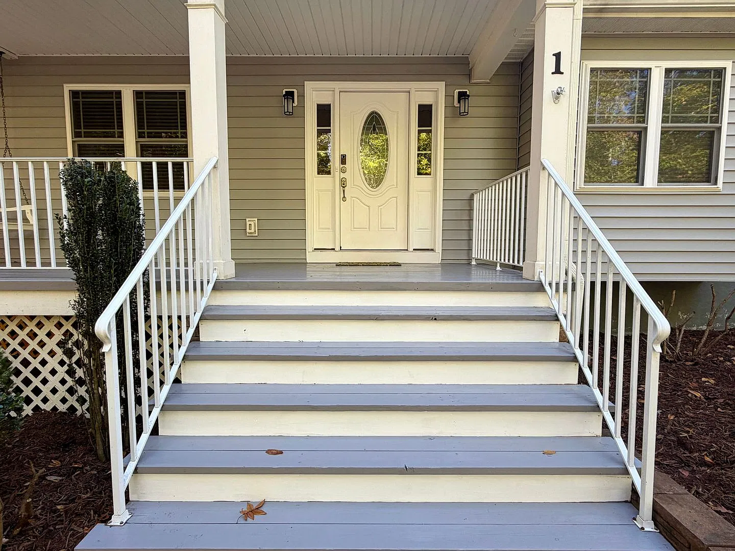 1 Piedmont Lane - Single-level Living with a Fenced Yard in Lake Monticello! — Photo 4