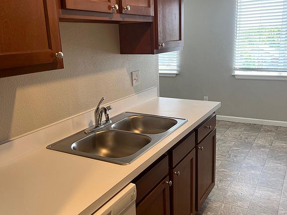 2nd image of 3435 W 4th Ave APT 5