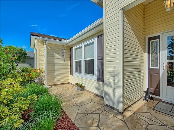 5th image of 25269 Lost Oak Cir