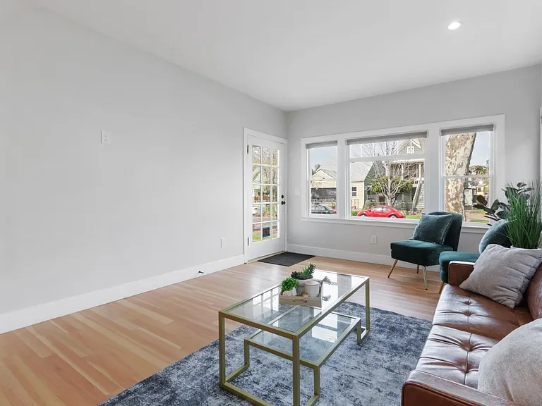 1720 U St #4 — Photo 5