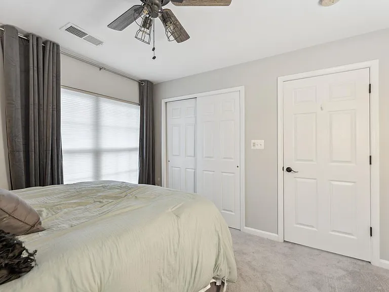 3526 Huntley Manor Ln — Photo 17