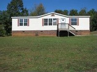 2404 Stones Throw Ct, Lenoir, NC 28645