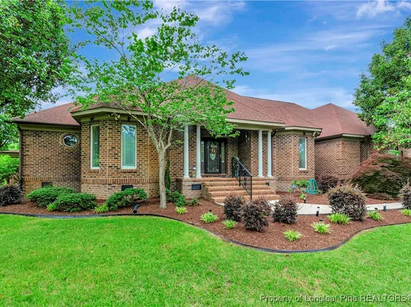 1326 Oakridge Blvd, Lumberton, NC 28358