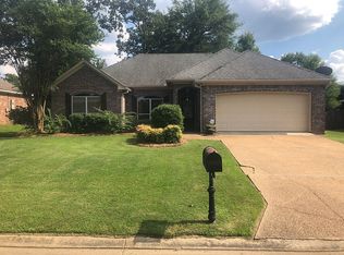 412 Pinebrook Cir, Brandon, MS 39047