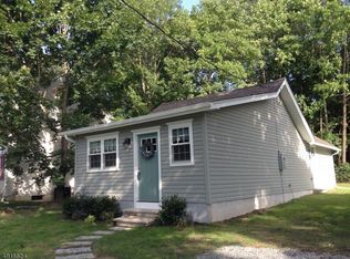 46 Center St, Budd Lake, NJ 07828