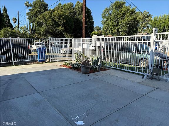 2nd image of 7035 Rhea Ave