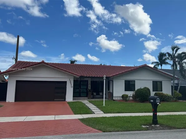 13570 SW 40th Ln, Miami, FL 33175