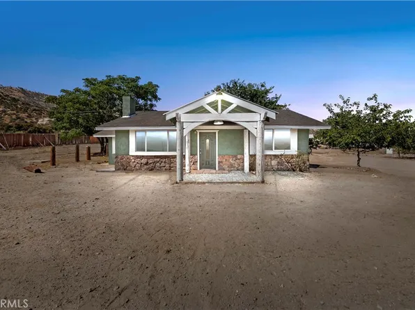 4478 Stuveling St, Phelan, CA 92371