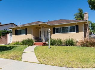 800 N View Crest Dr, Montebello, CA 90640
