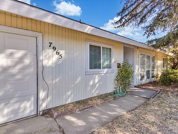 3rd image of 7965 Tierra Glen Way
