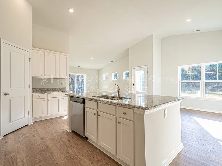 7023 Rivers Bridge Ct — Photo 8