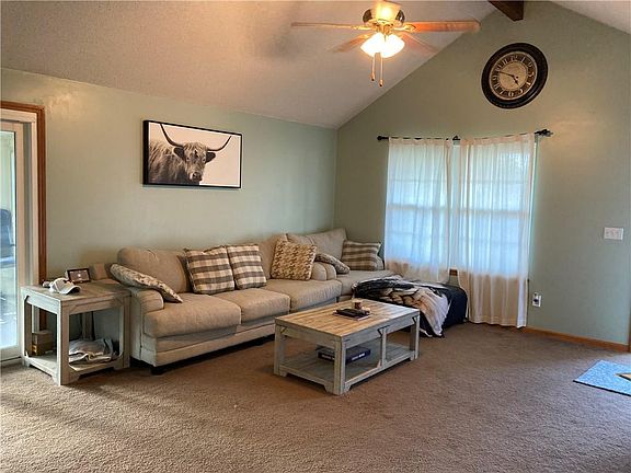 5th image of 211 SW Blue Branch Cir