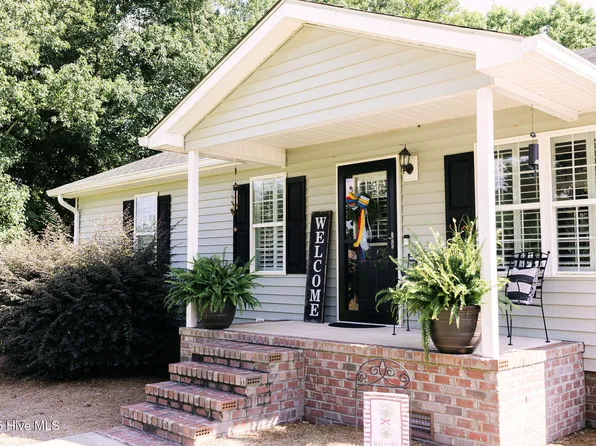 418 Durwood Evans Road, Beulaville, NC 28518