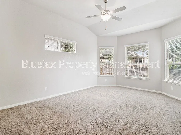 13840 Tribeca — Photo 17