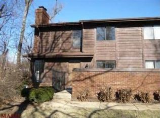 2037 Trailcrest Ln APT 2, Saint Louis, MO 63122