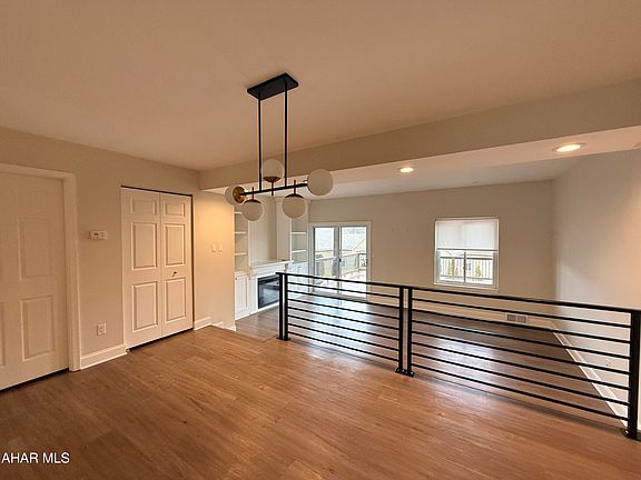 5th image of 1112 Fairway Townhouse Ln #Townhouse