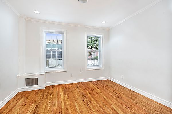 1st image of 317 Woodbine St APT 1F