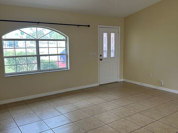 3rd image of 23 Princess Dolores Ln