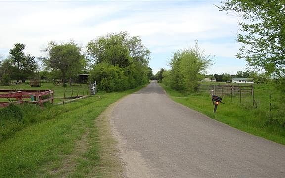 3rd image of 4379 County Road 4206