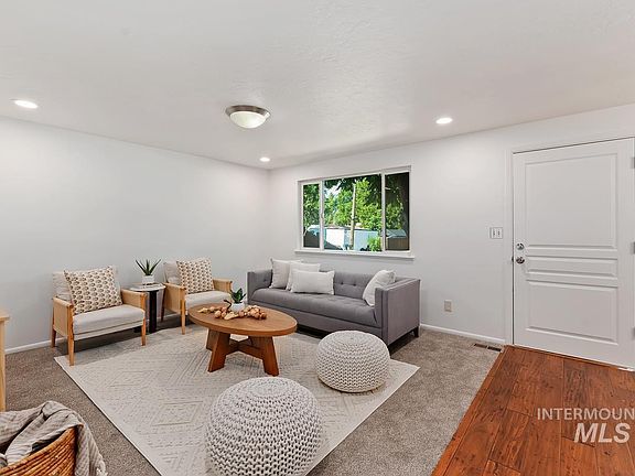 5th image of 4026 N Vera St