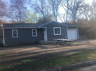 40 Lavender Ln, Springfield, MA 01129