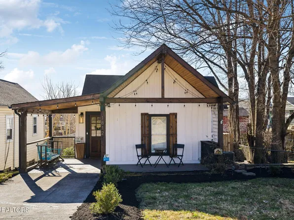 1812 Hoitt Ave, Knoxville, TN 37917